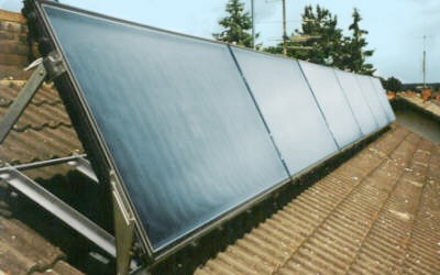 solar Panel auf dem Dach Solarförderung